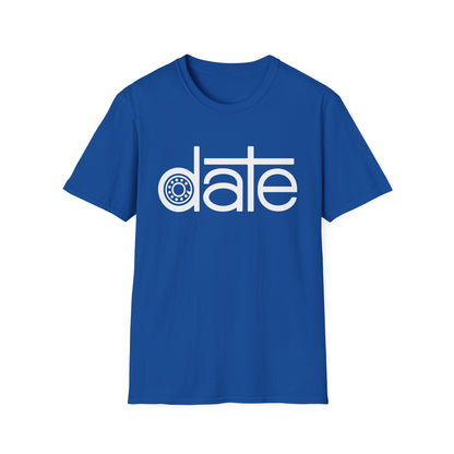 Blue t-shirt with white text "date" where the "a" is a cog wheel.